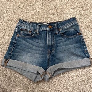 Madewell Jean Shorts Medium Wash